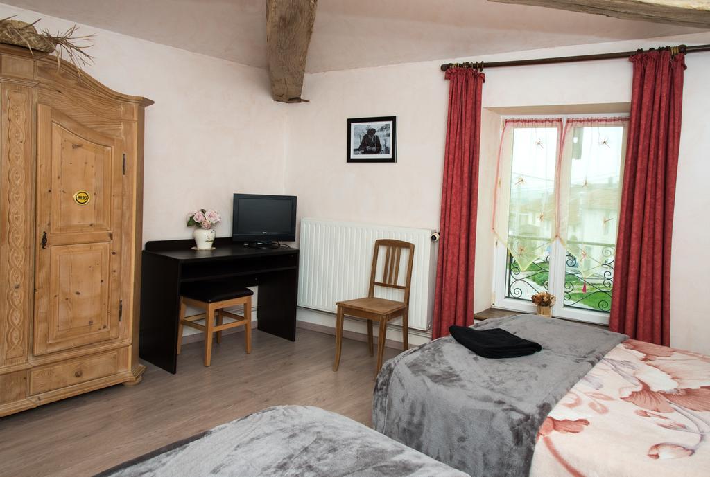 La Ferme Des 3 Suissesses Bed & Breakfast Saint-Paul  Luaran gambar