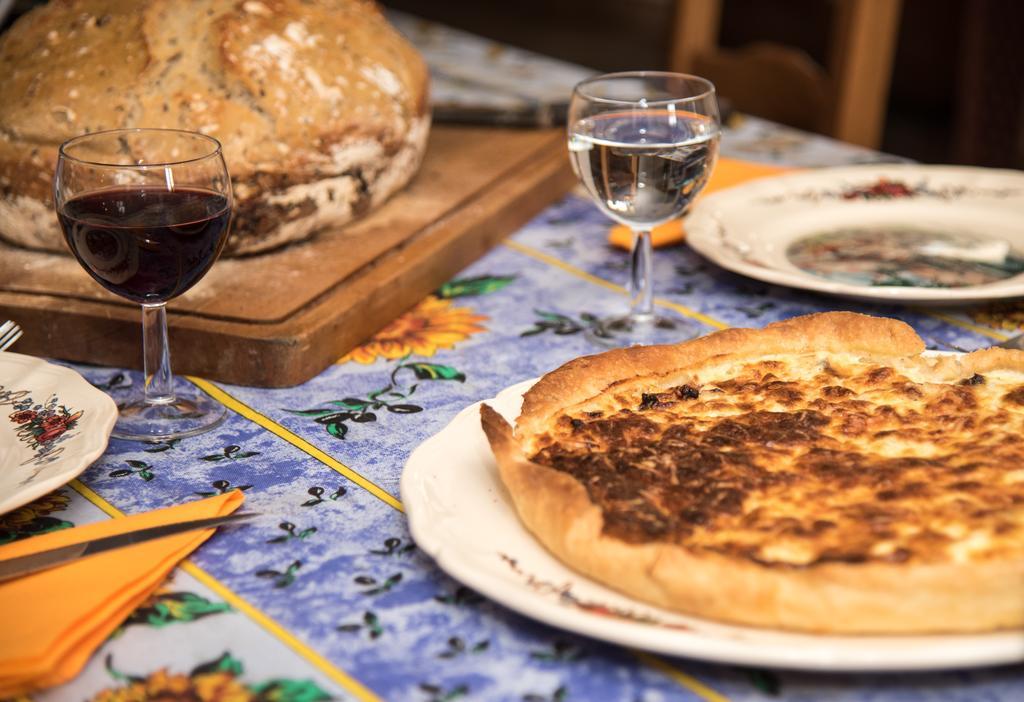La Ferme Des 3 Suissesses Bed & Breakfast Saint-Paul  Luaran gambar