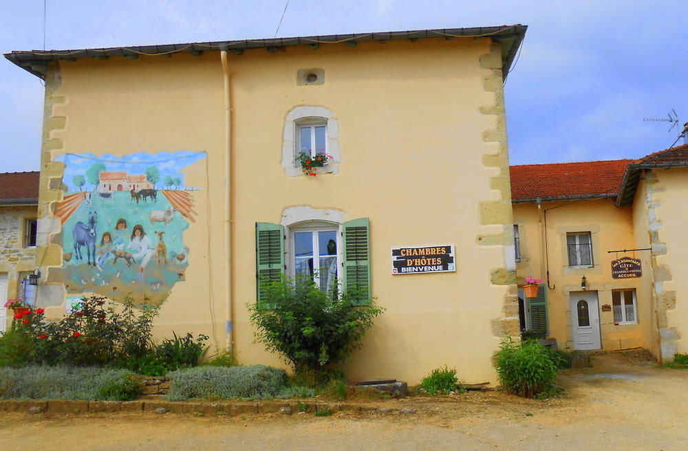 La Ferme Des 3 Suissesses Bed & Breakfast Saint-Paul  Luaran gambar